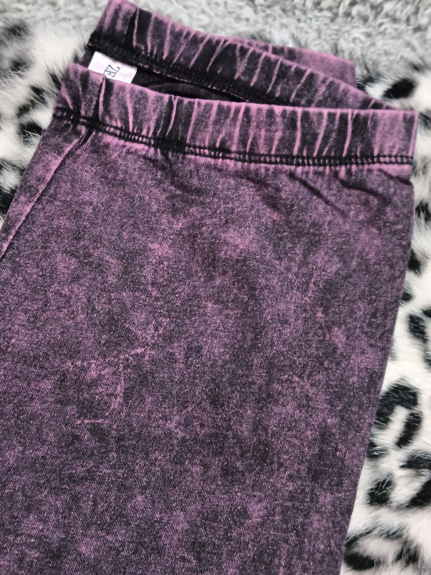 Mineral Wash Leggings In Blackberry